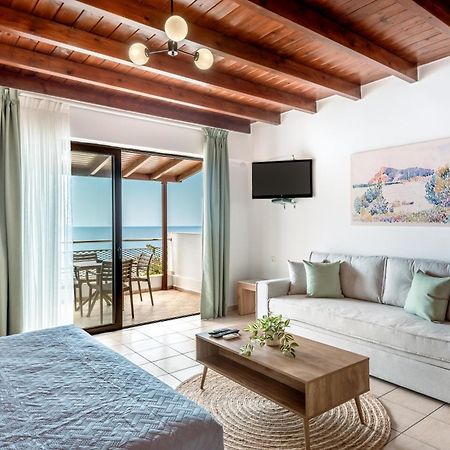 Superb Apartments Kriaras Sea View In Sfakia Khóra Sfakíon 外观 照片
