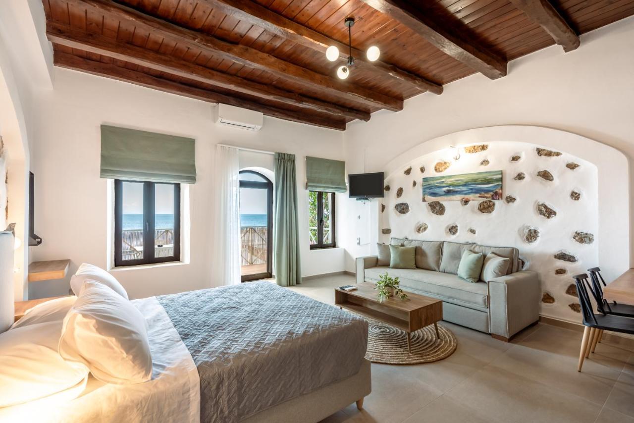 Superb Apartments Kriaras Sea View In Sfakia Khóra Sfakíon 外观 照片