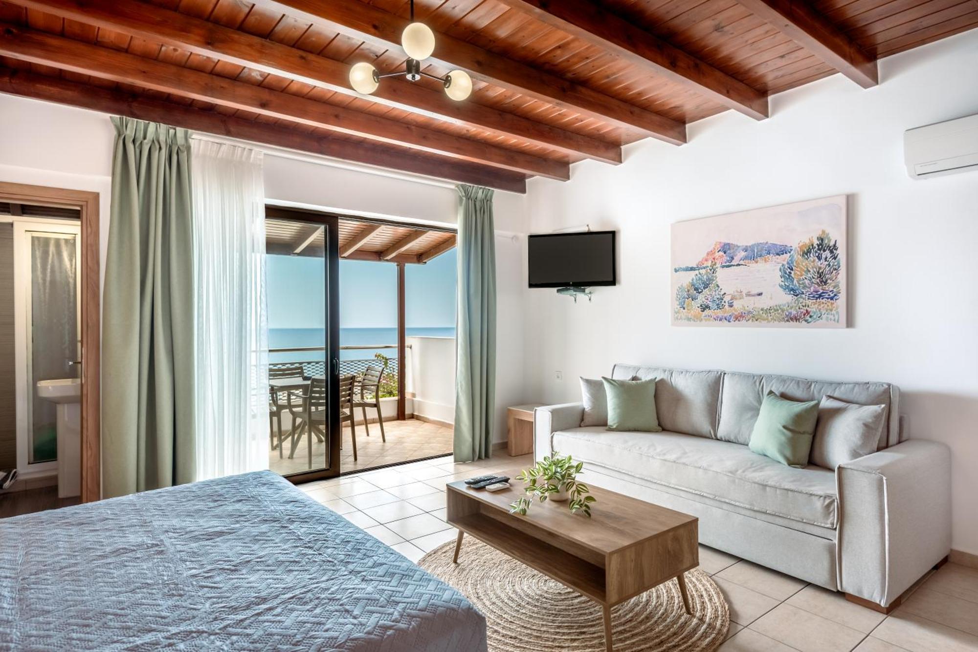 Superb Apartments Kriaras Sea View In Sfakia Khóra Sfakíon 外观 照片